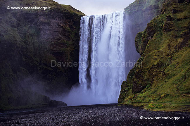 Skogafoss 76-30-09